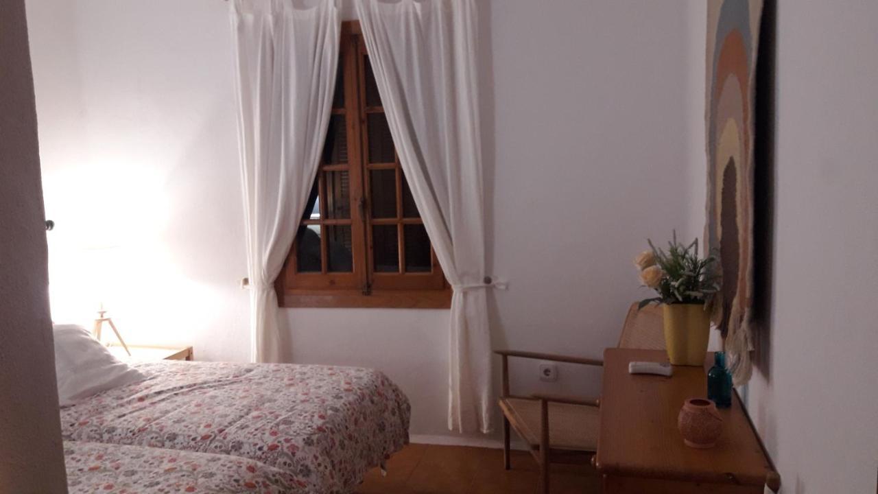 Appartement Duplex en Playas de Fornells à Fornells  Chambre photo